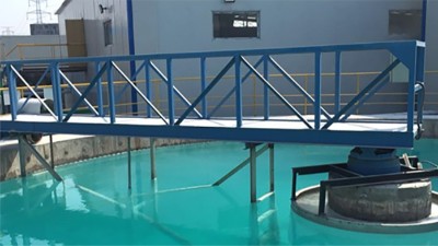 什么是中心傳動刮泥機？雙月攪拌為您揭曉